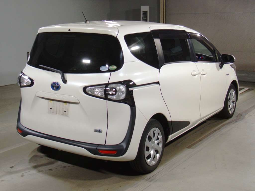 2017 Toyota Sienta NHP170G[1]