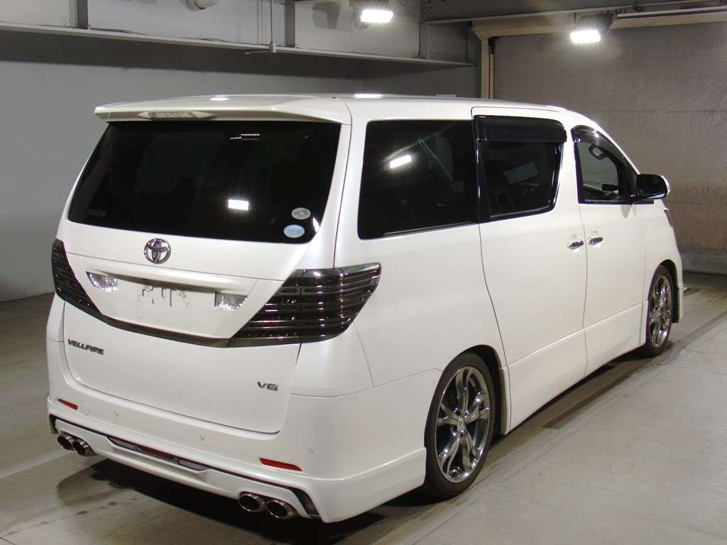 2008 Toyota Vellfire GGH20W[1]