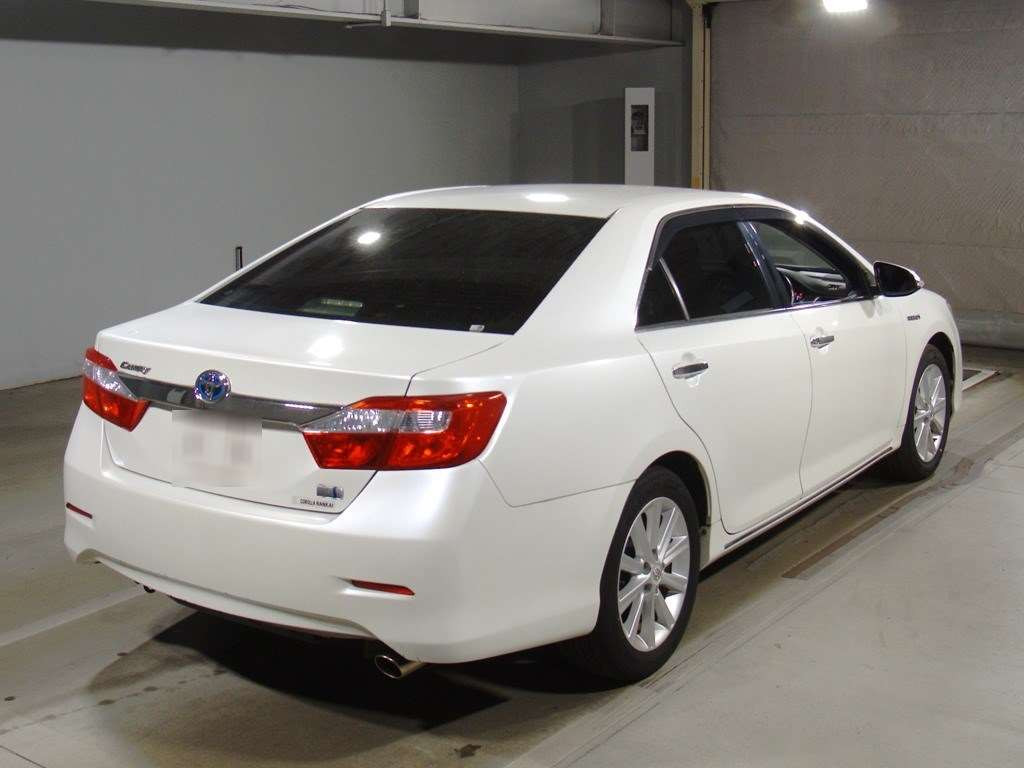 2011 Toyota Camry AVV50[1]