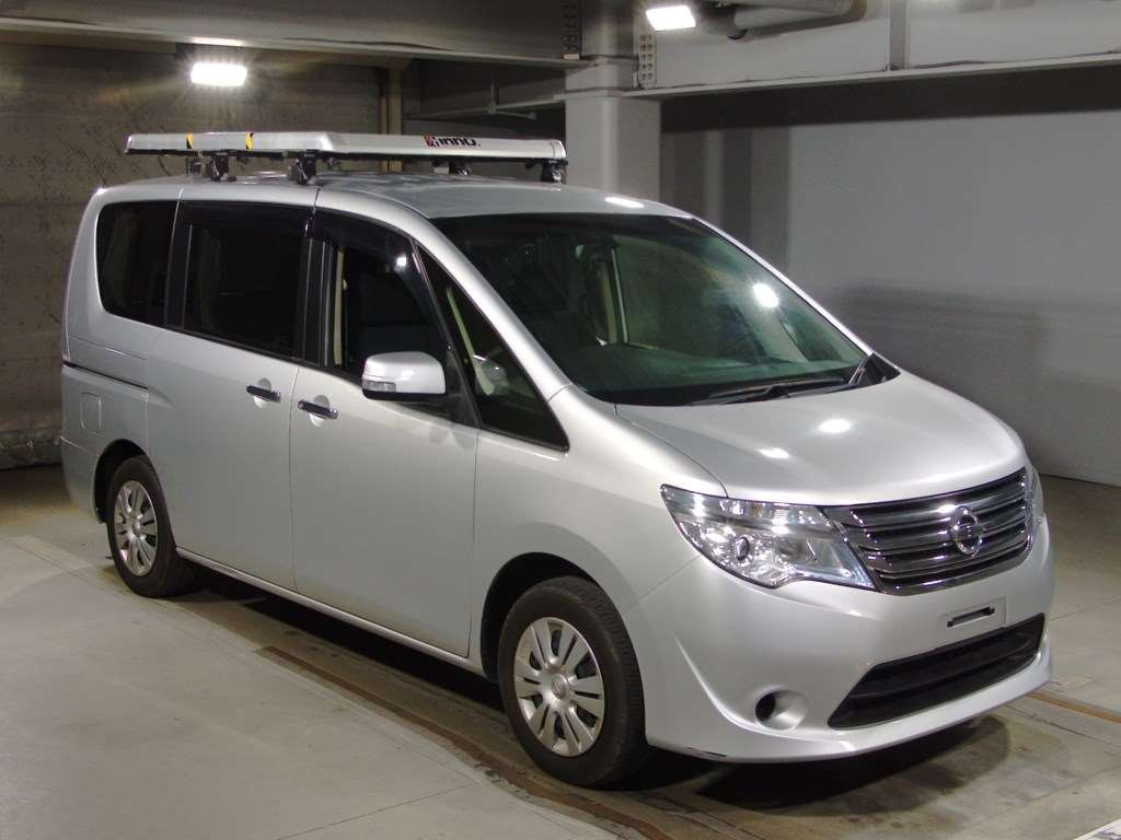 2015 Nissan Serena C26[2]