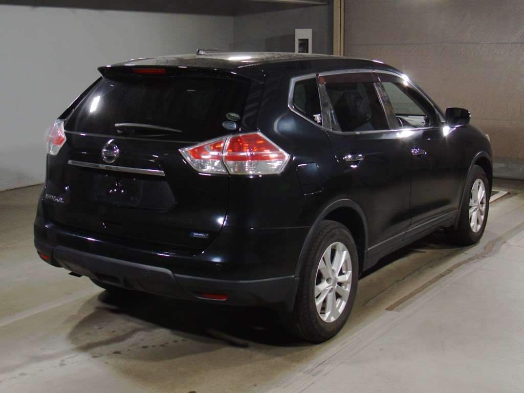 2014 Nissan X-Trail NT32[1]