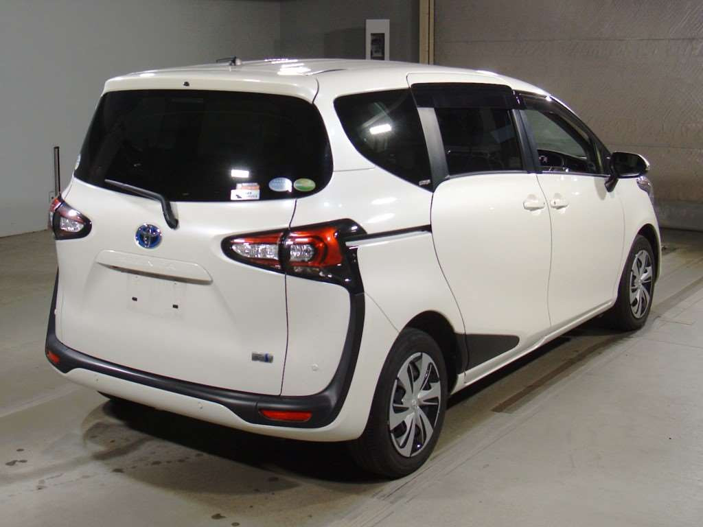 2021 Toyota Sienta NHP170G[1]