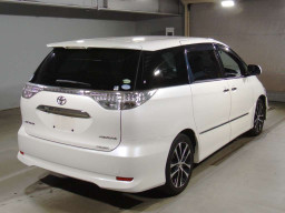 2014 Toyota Estima