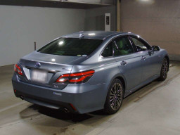 2018 Toyota Crown Hybrid