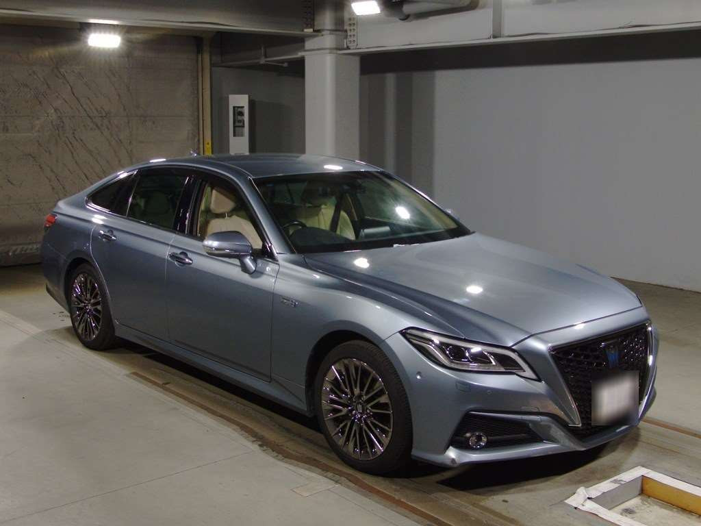 2018 Toyota Crown Hybrid GWS224[2]