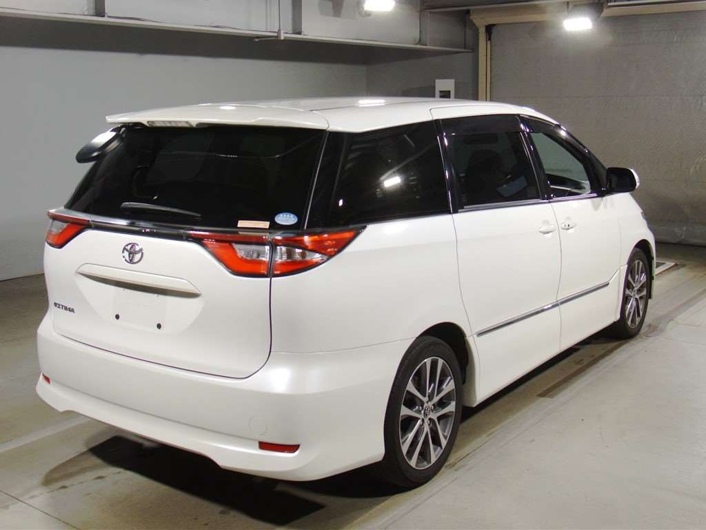 2018 Toyota Estima ACR50W[1]