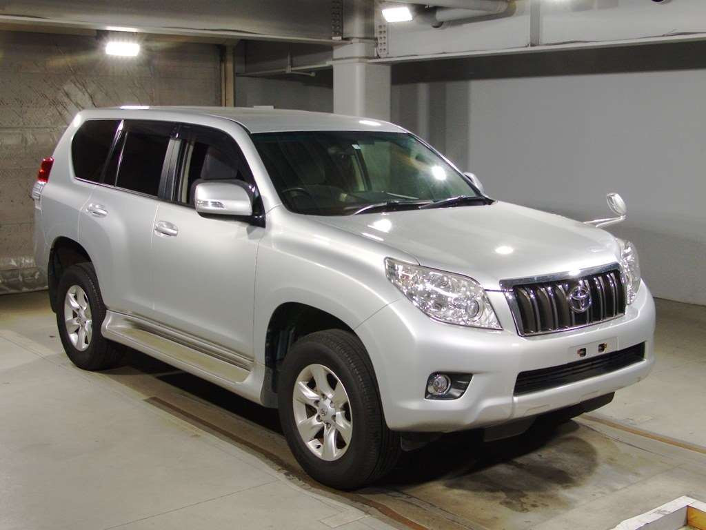 2010 Toyota Land Cruiser Prado TRJ150W[2]