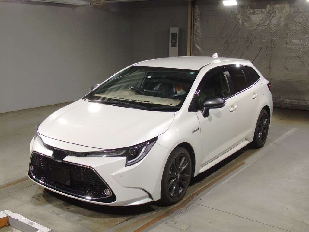 2020 Toyota Corolla Touring Wagon ZWE211W[0]