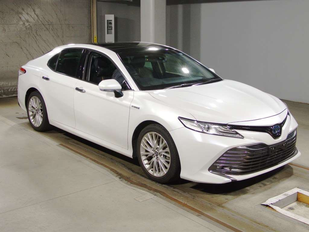 2018 Toyota Camry AXVH70[2]