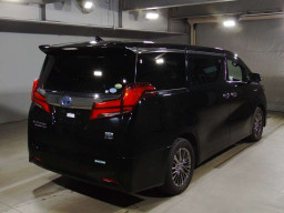 2019 Toyota Alphard Hybrid