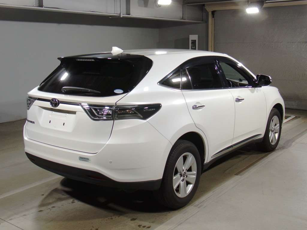 2014 Toyota Harrier ZSU60W[1]