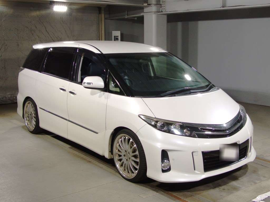 2014 Toyota Estima ACR50W[2]