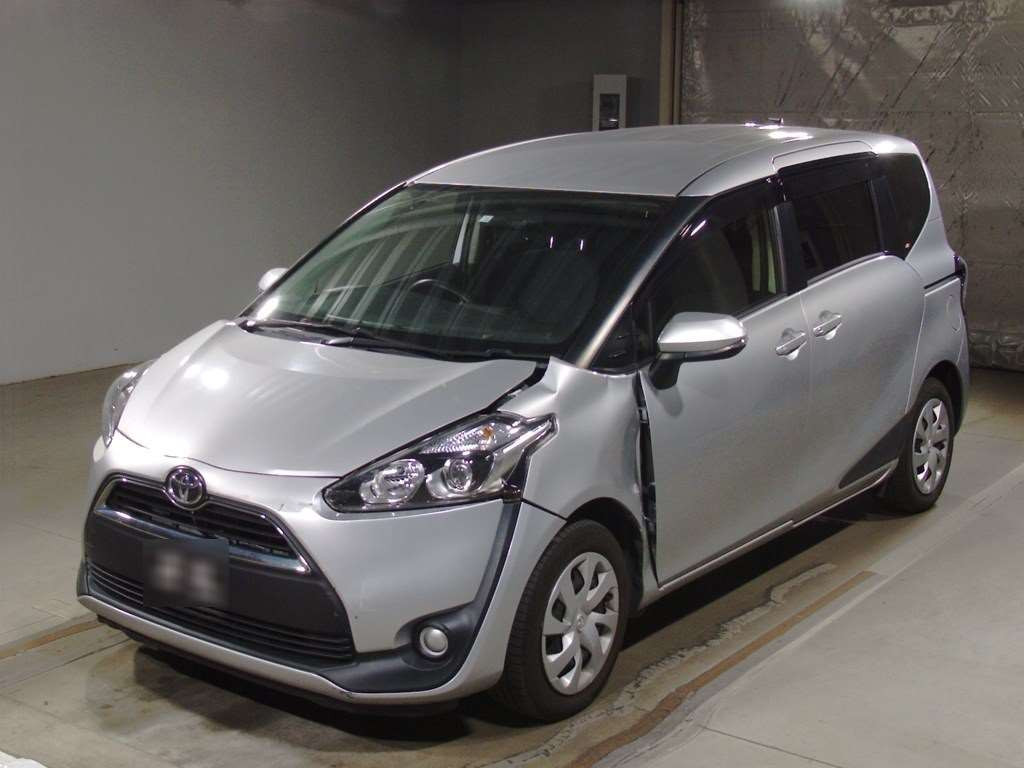 2016 Toyota Sienta NSP170G[0]