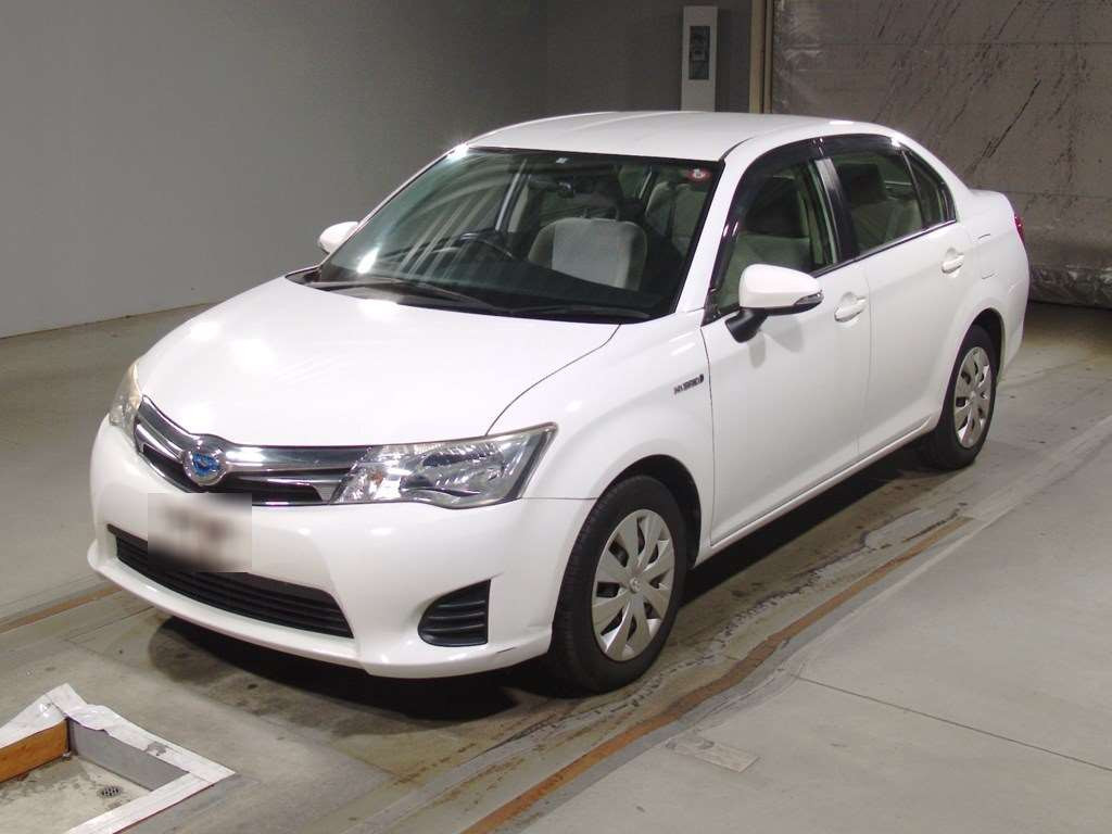 2013 Toyota Corolla Axio NKE165[0]