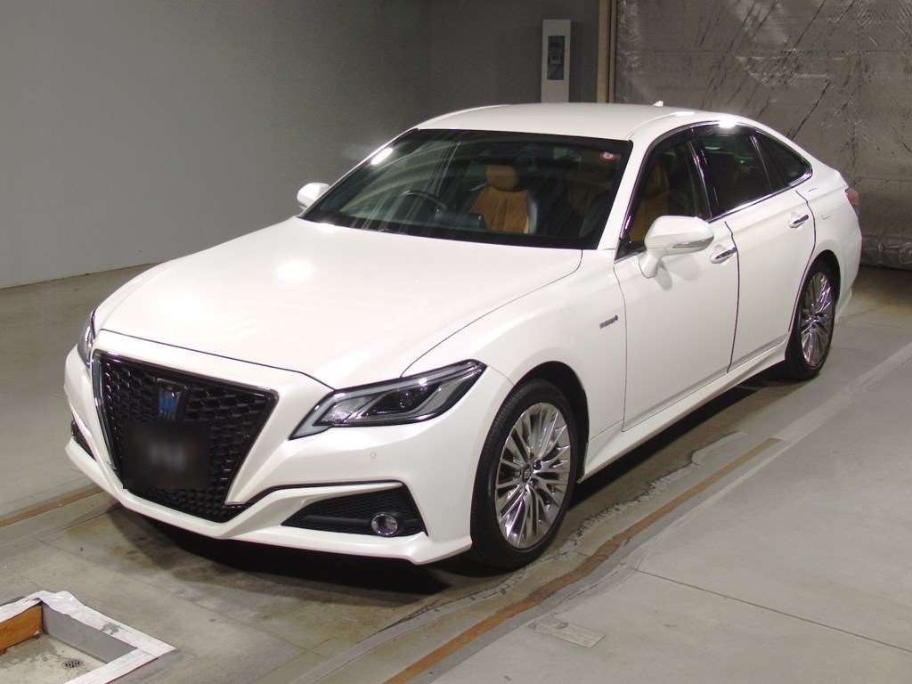 2019 Toyota Crown Hybrid AZSH20[0]