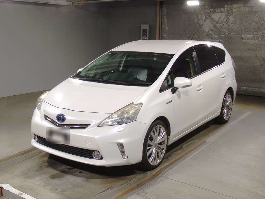 2012 Toyota Prius alpha ZVW40W[0]