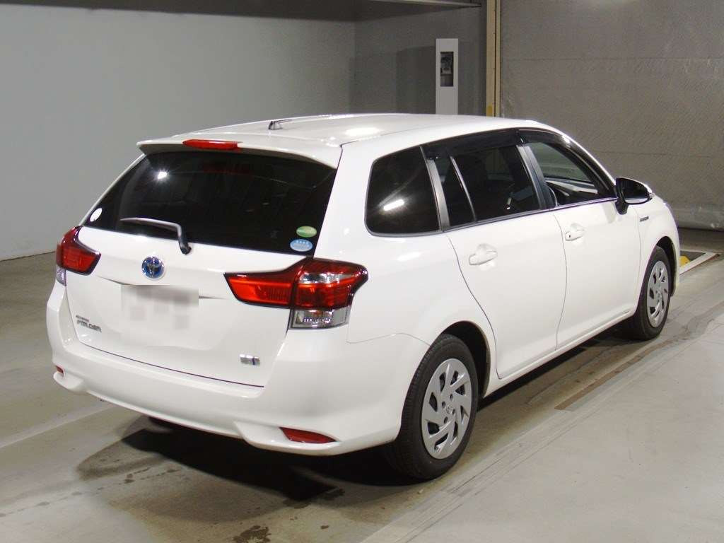 2019 Toyota Corolla Fielder NKE165G[1]