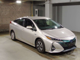 2019 Toyota Prius PHV