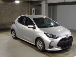 2021 Toyota YARIS