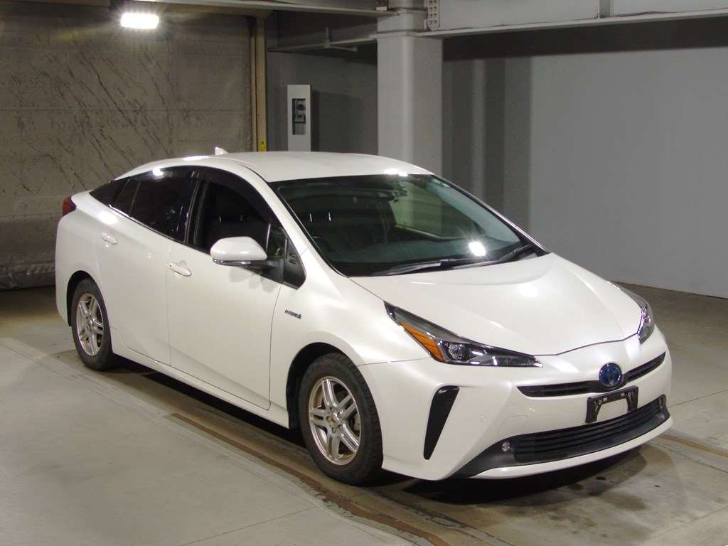 2019 Toyota Prius ZVW51[2]