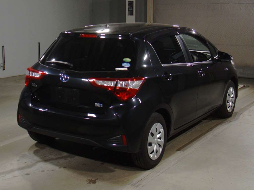 2019 Toyota Vitz NHP130[1]