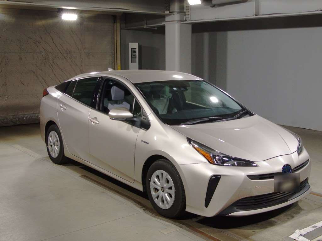 2020 Toyota Prius ZVW51[2]