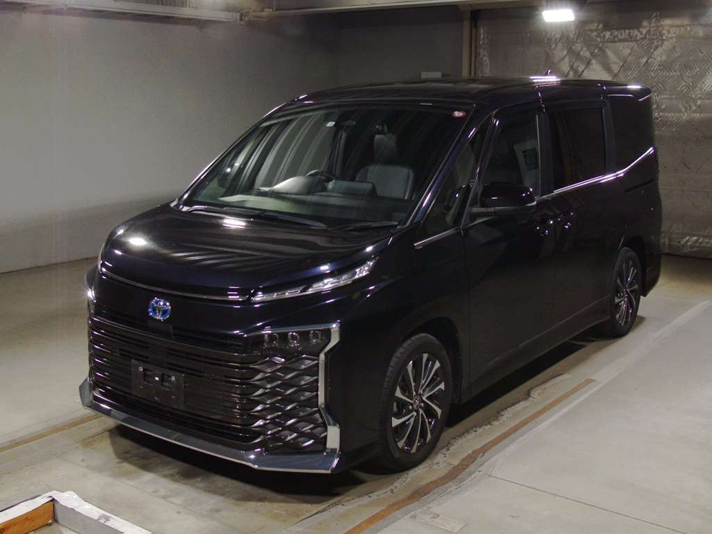 2022 Toyota Voxy ZWR90W[0]