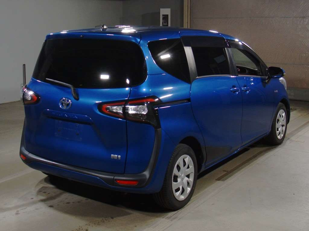 2016 Toyota Sienta NHP170G[1]