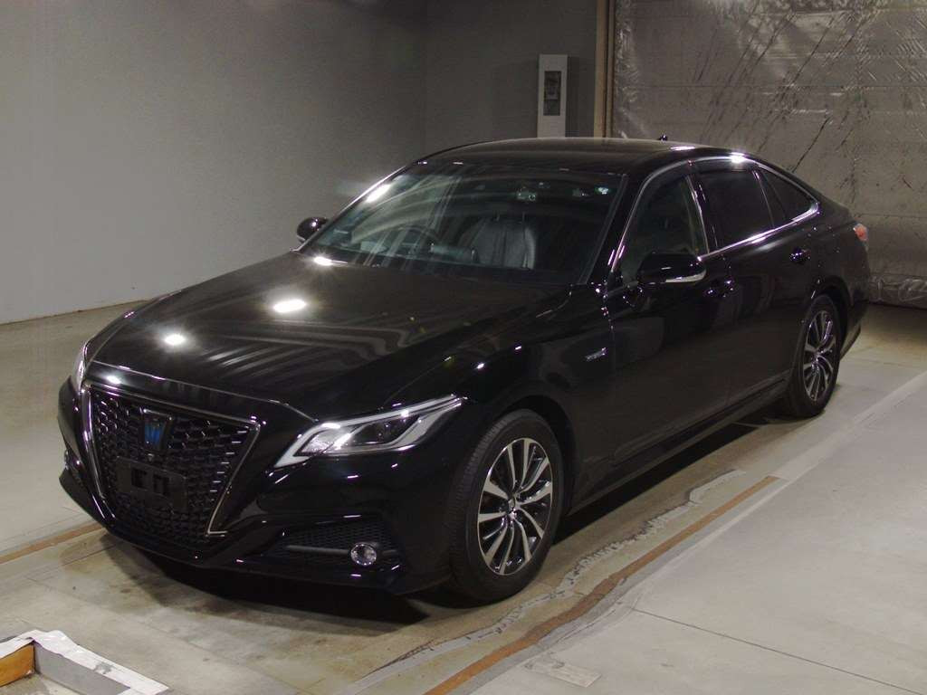 2019 Toyota Crown Hybrid AZSH20[0]