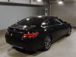 2019 Toyota Crown Hybrid