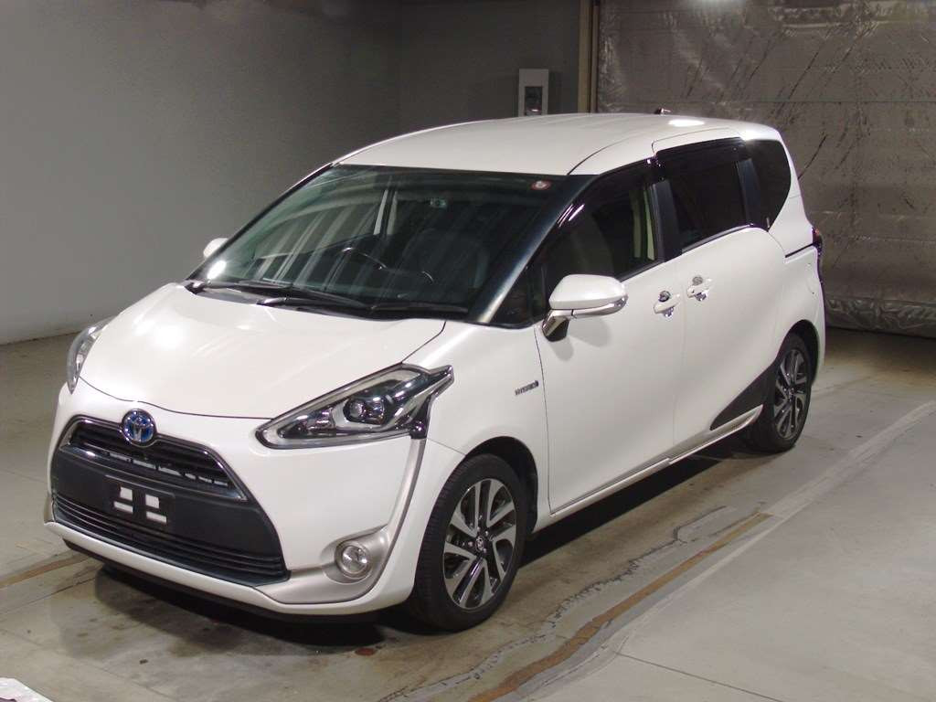 2016 Toyota Sienta NHP170G[0]