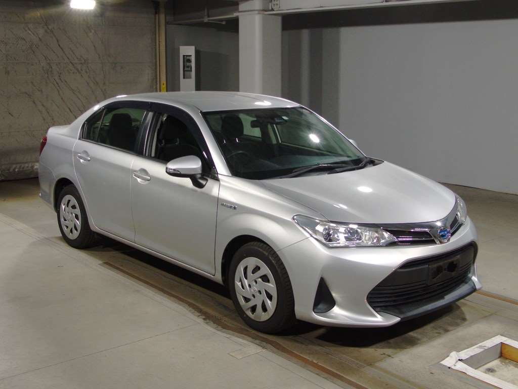 2019 Toyota Corolla Axio NKE165[2]