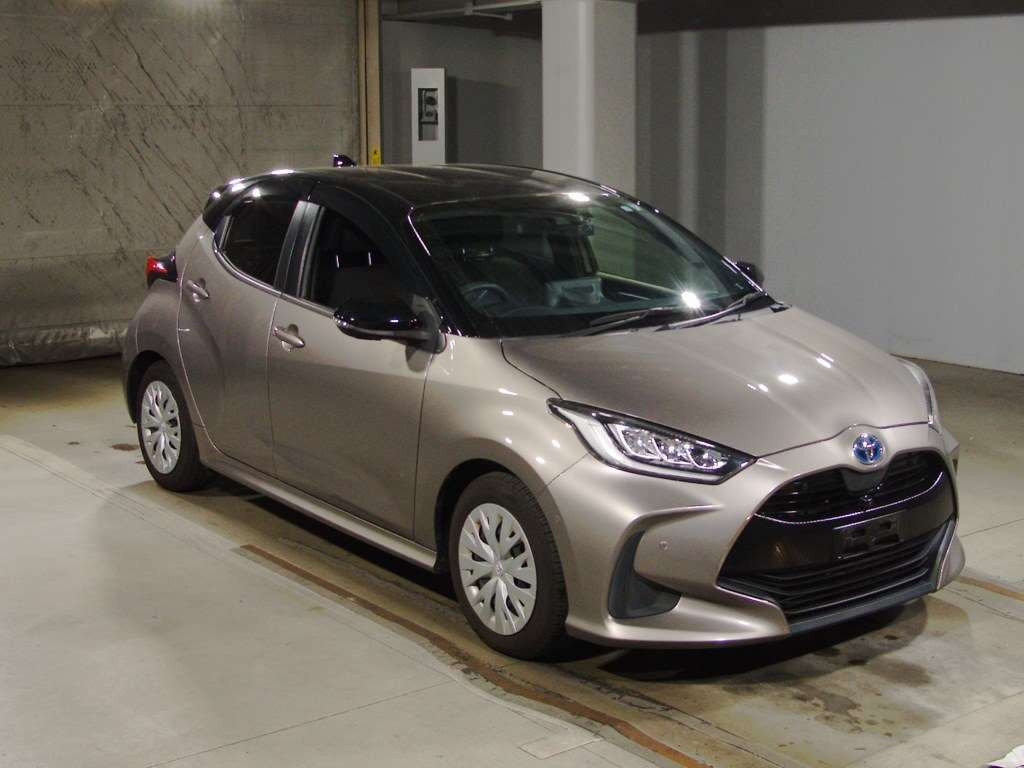 2021 Toyota YARIS MXPH10[2]