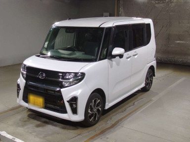 2020 Daihatsu Tanto Custom