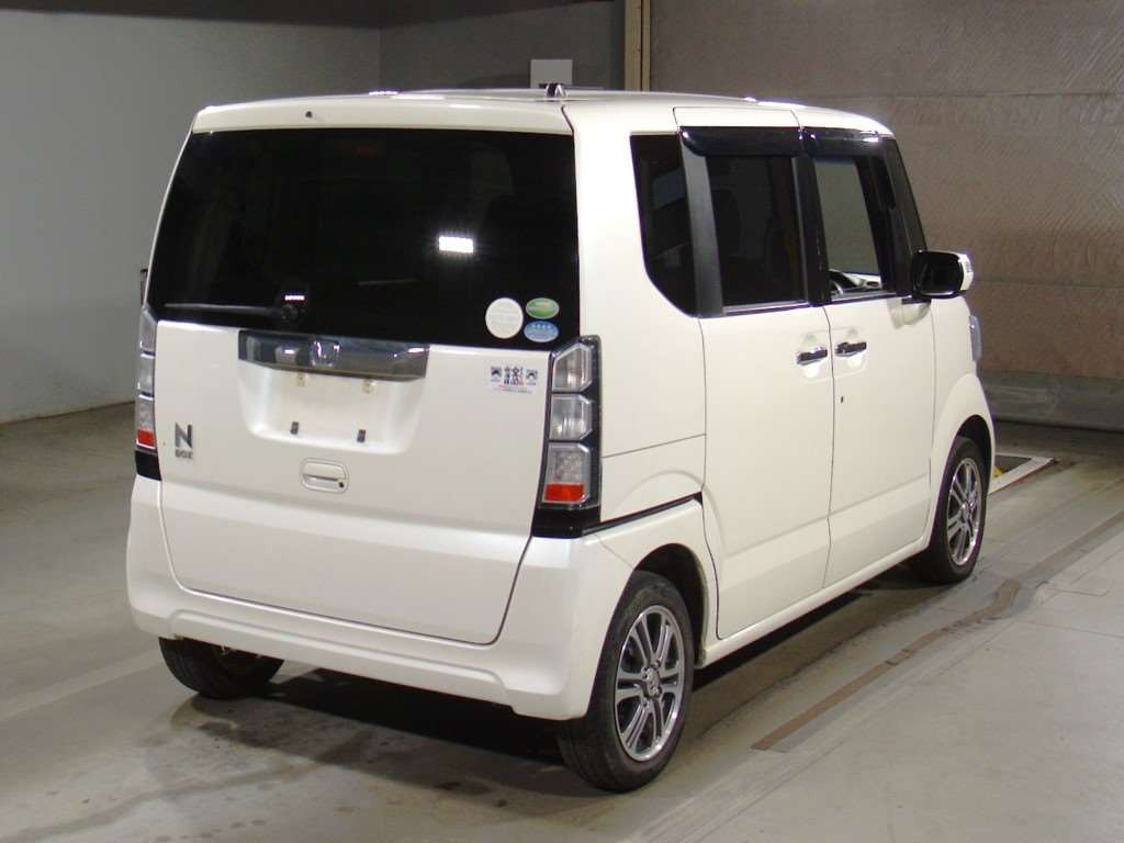 2013 Honda N-BOX JF1[1]