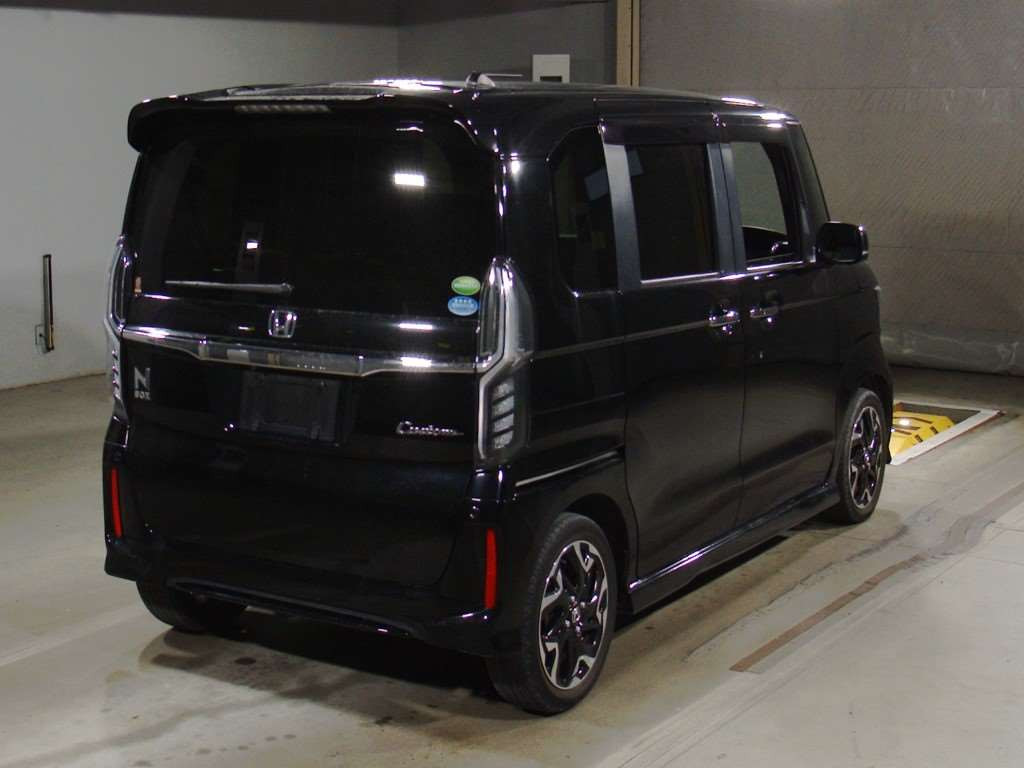 2018 Honda N-BOX CUSTOM JF3[1]