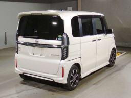 2018 Honda N-BOX CUSTOM