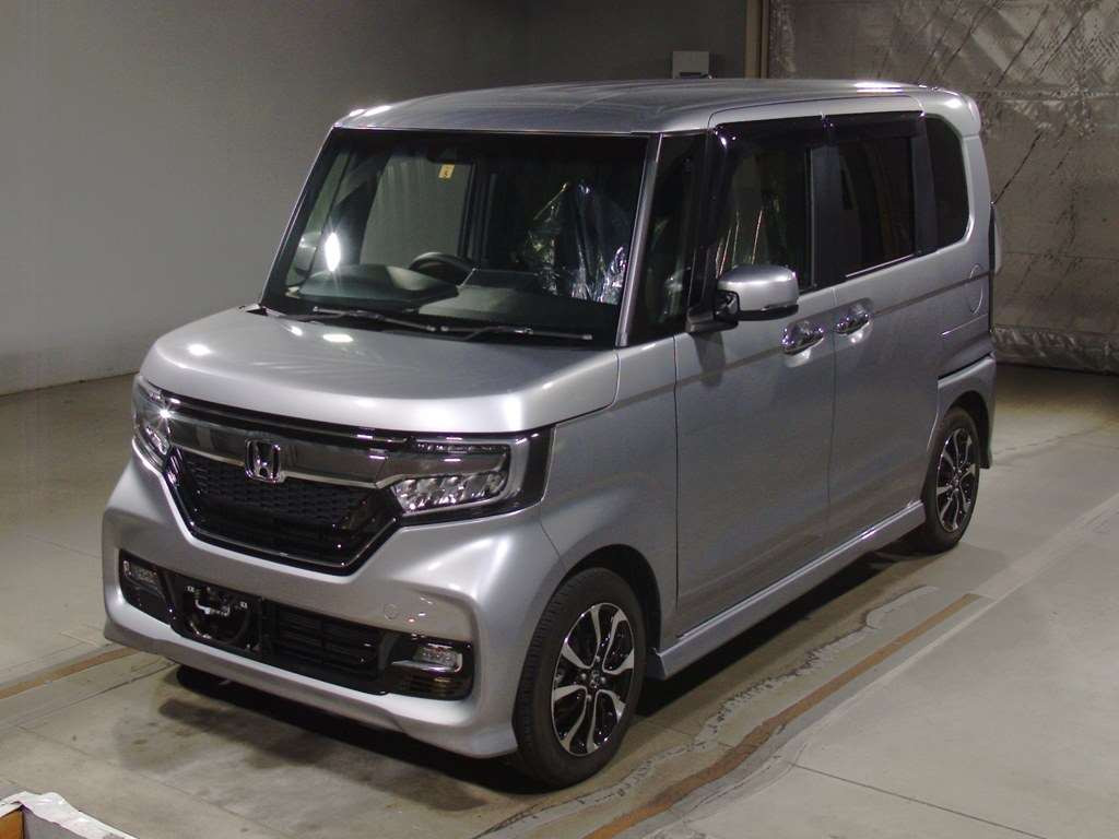 2018 Honda N-BOX CUSTOM JF3[0]