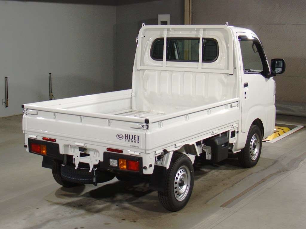 2023 Daihatsu Hijet Truck S500P[1]