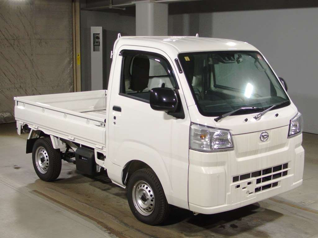 2023 Daihatsu Hijet Truck S500P[2]