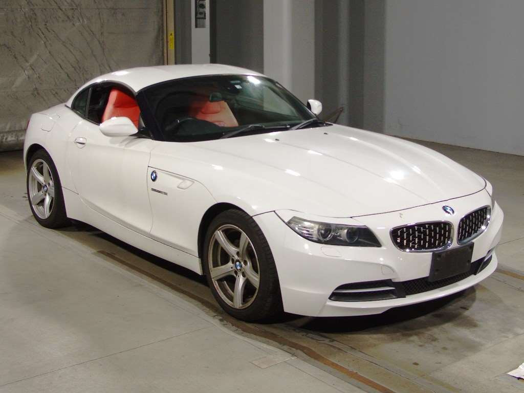 2010 BMW Z4 LM25[2]