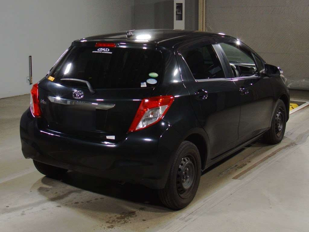 2012 Toyota Vitz KSP130[1]