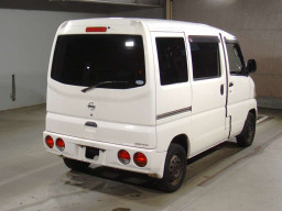 0 Nissan Clipper Van