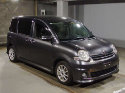 2007 Toyota Sienta