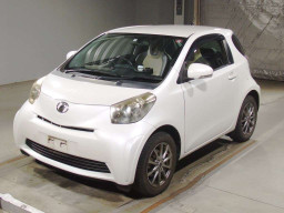 2010 Toyota iQ