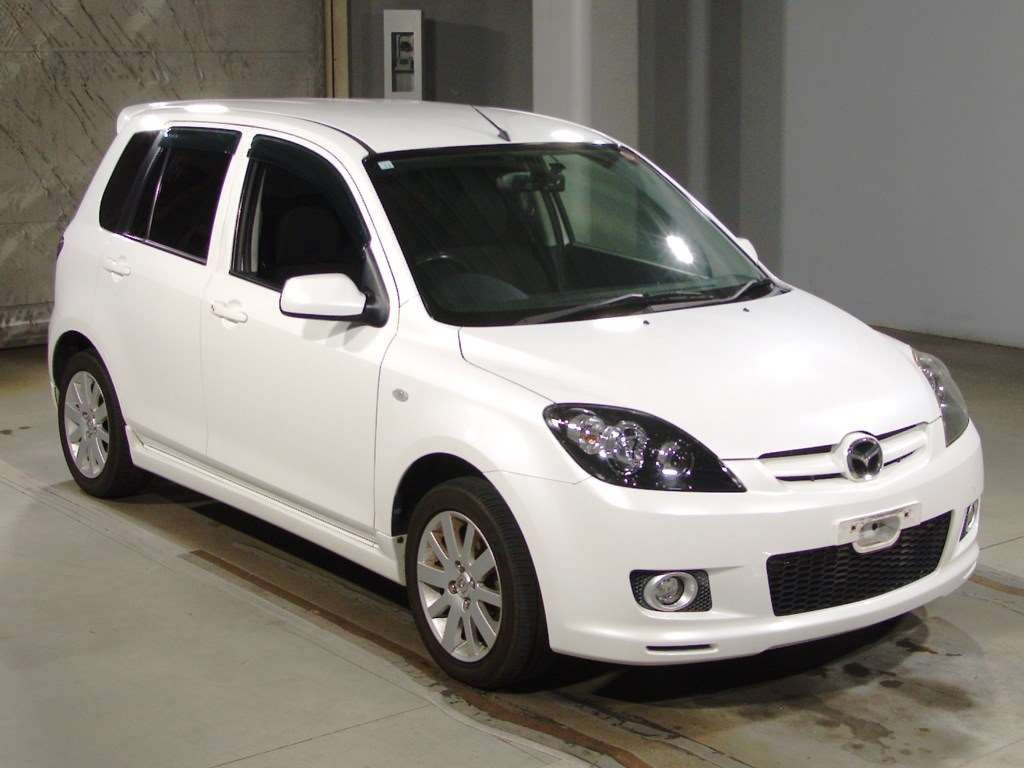 2006 Mazda Demio DY3W[2]