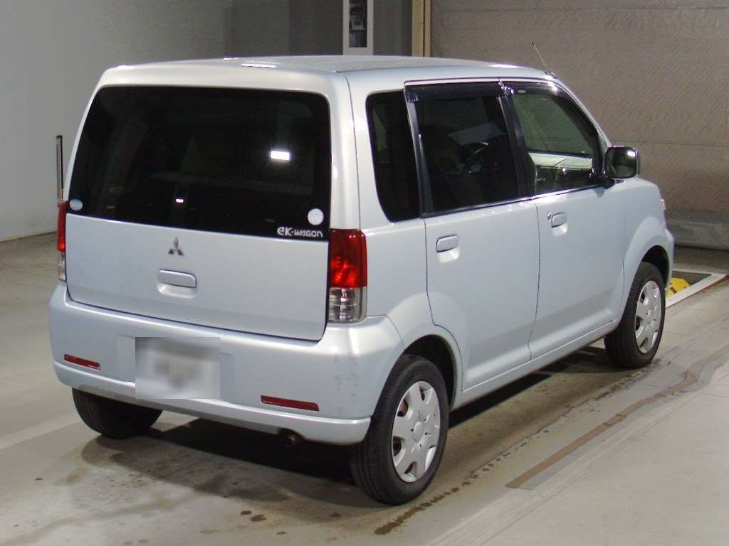 2002 Mitsubishi eK Wagon H81W[1]