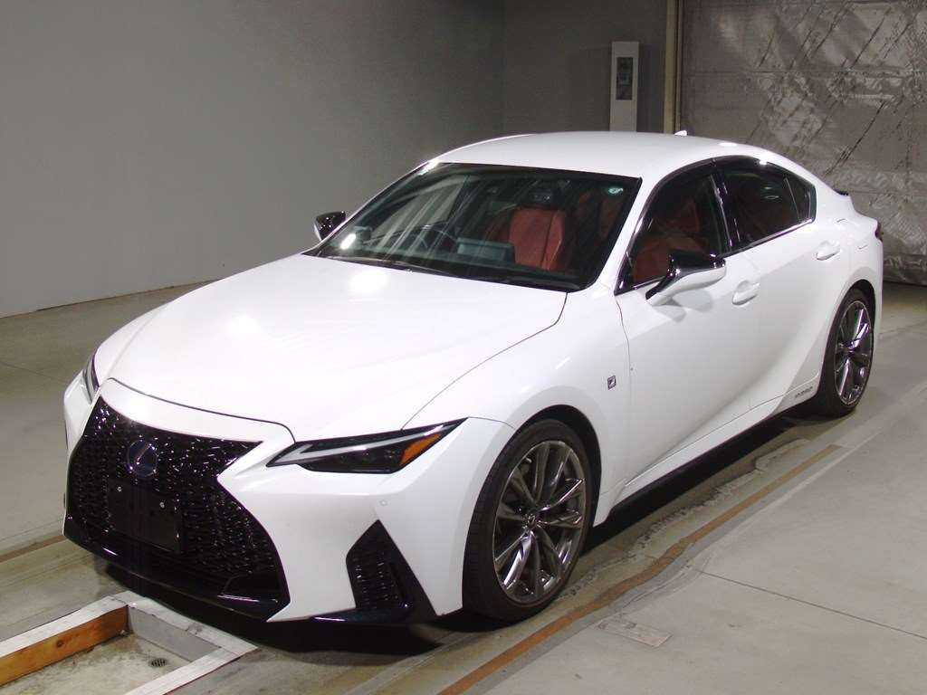 2021 Lexus IS AVE30[0]