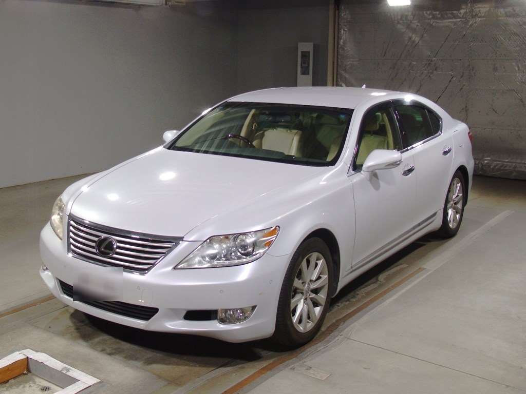 2011 Lexus LS USF40[0]