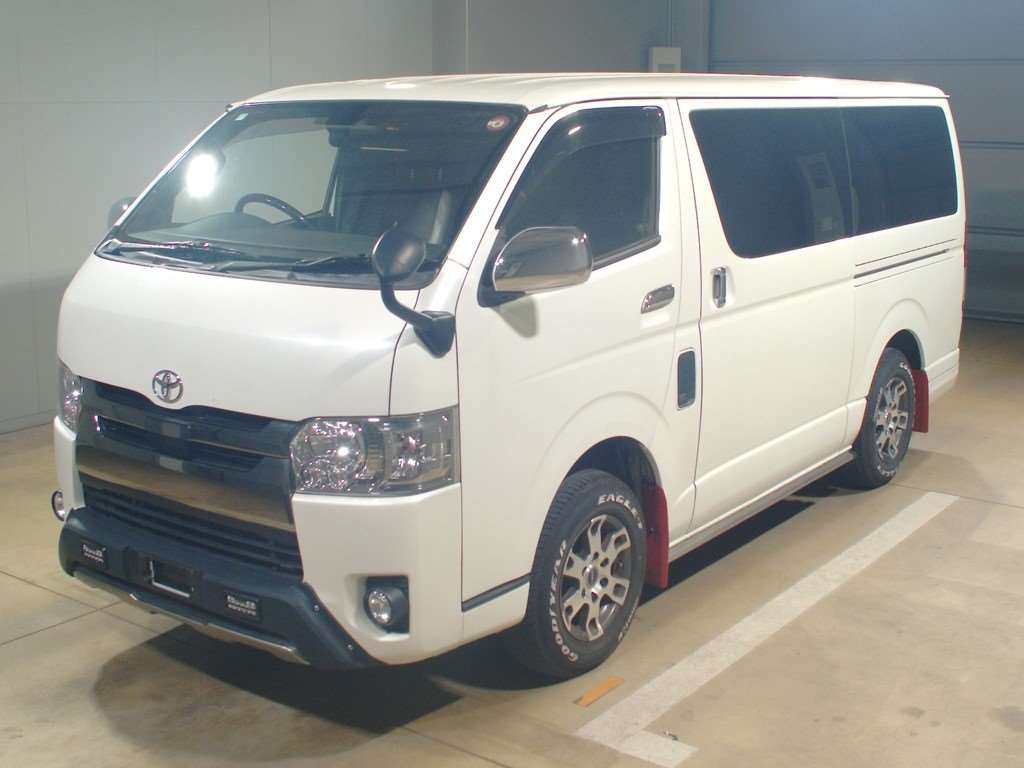 2019 Toyota Hiace Van GDH206V[0]